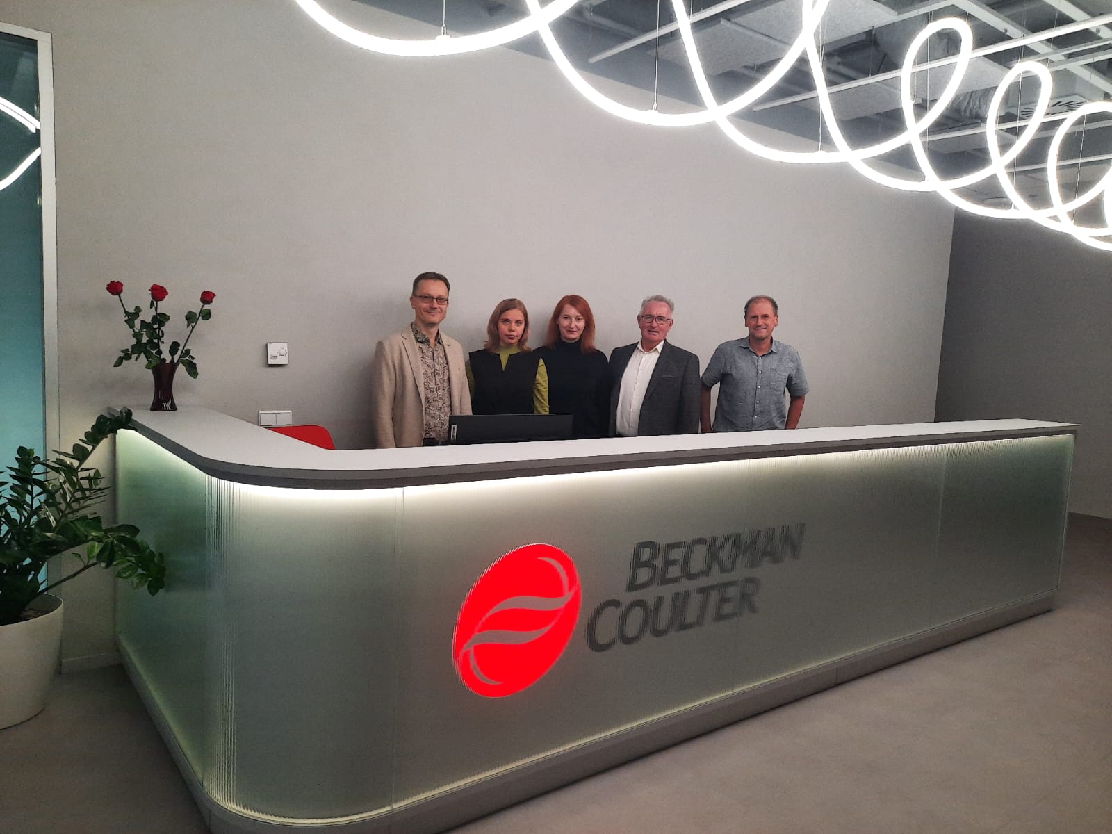 Meeting with the management of the Czech representative office of the international company BECKMAN COULTER and their IMMUNOTECH division, which specializes in the production of radioimmunoassay kits for the diagnosis of cancer and many other diseases